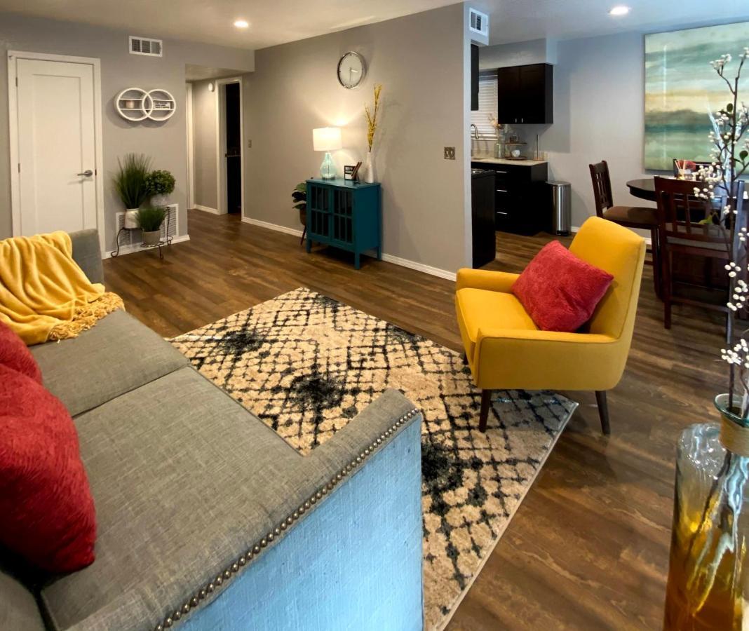 Evie'S Campus-Close 2 Bedroom Luxury オクラホマシティ エクステリア 写真