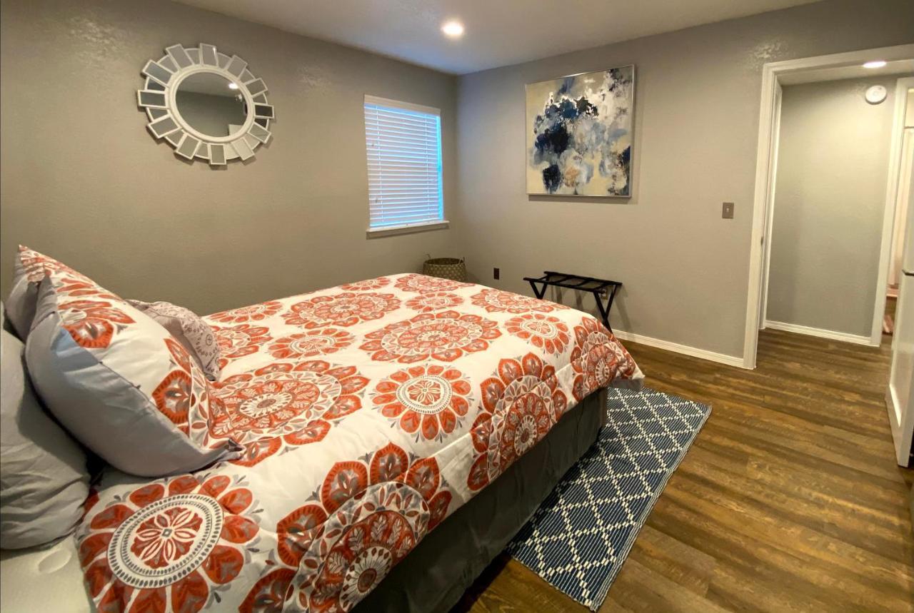 Evie'S Campus-Close 2 Bedroom Luxury オクラホマシティ エクステリア 写真