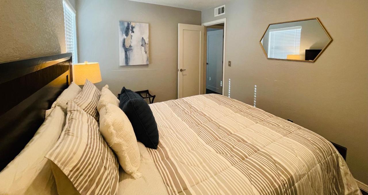 Evie'S Campus-Close 2 Bedroom Luxury オクラホマシティ エクステリア 写真