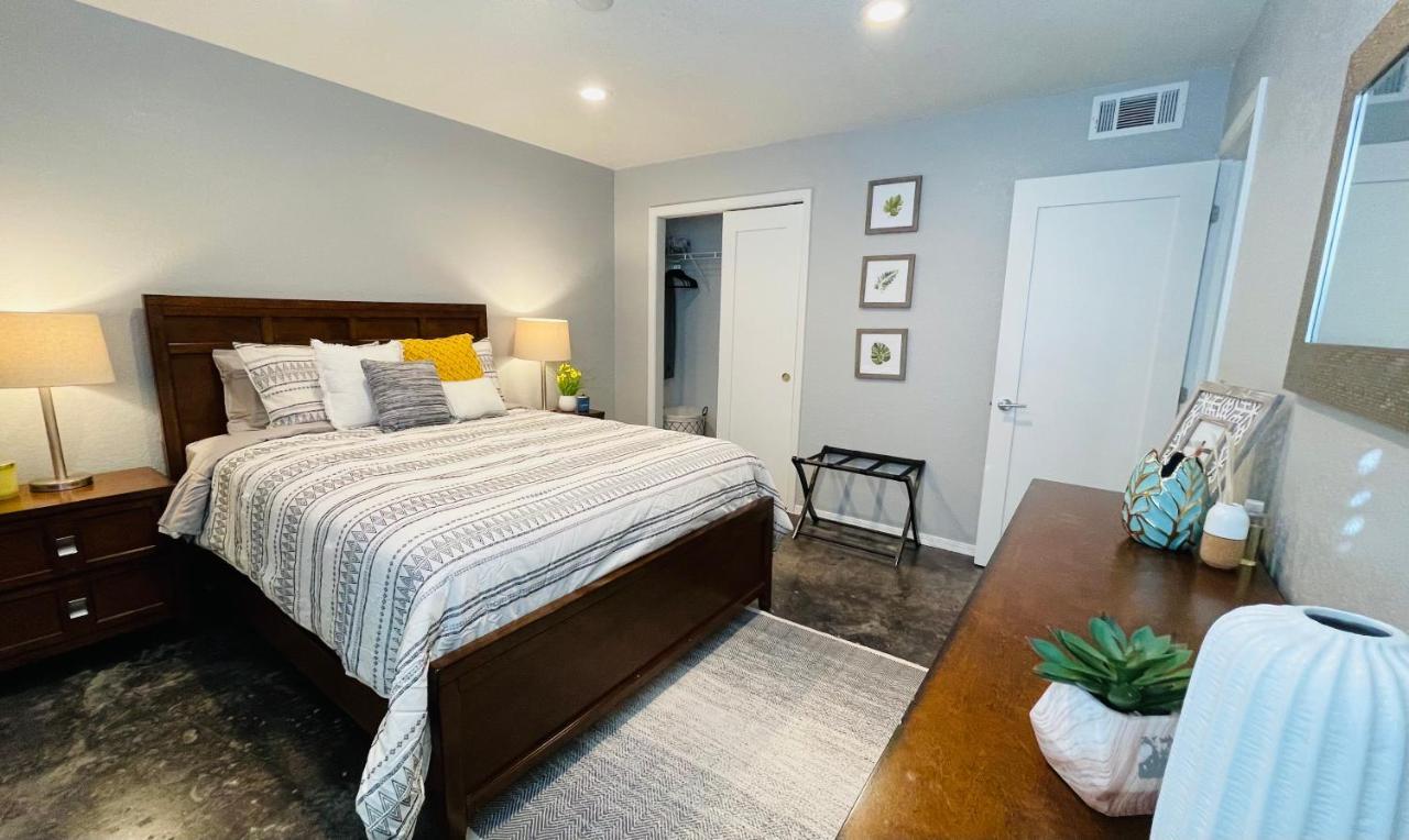 Evie'S Campus-Close 2 Bedroom Luxury オクラホマシティ エクステリア 写真